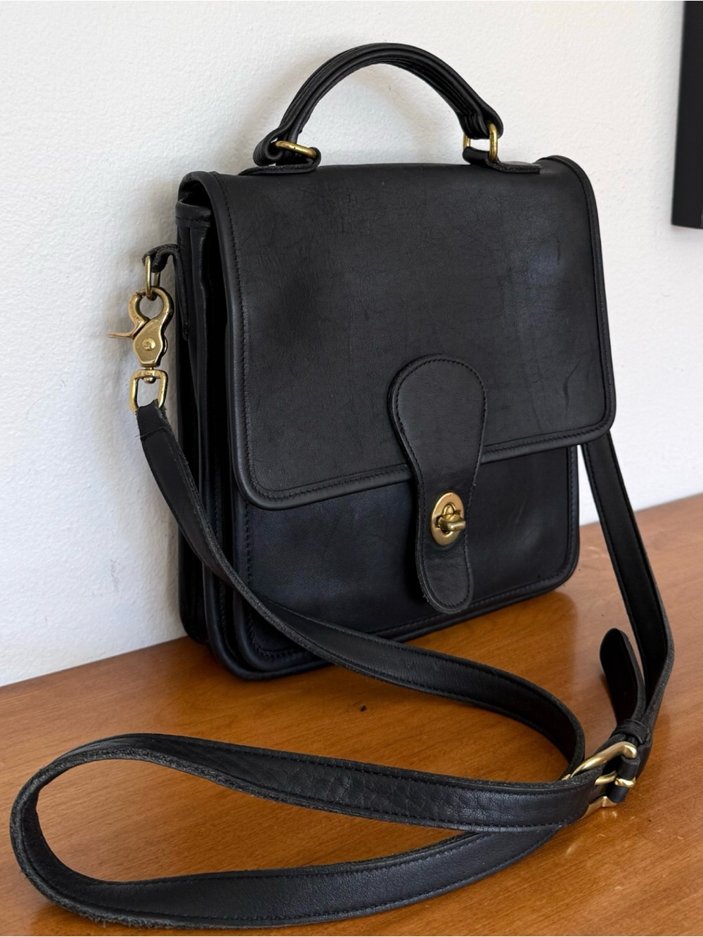 Coach Vintage Station Crossbody Shoulder Bag Style Number 5130 in Black - Picture 4 of 12